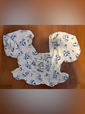 White & Blue Floral Tie-Front Crop Top